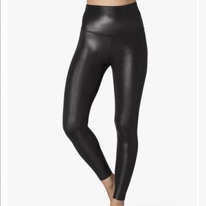 Beyond Yoga Pearlized Midi Legging
